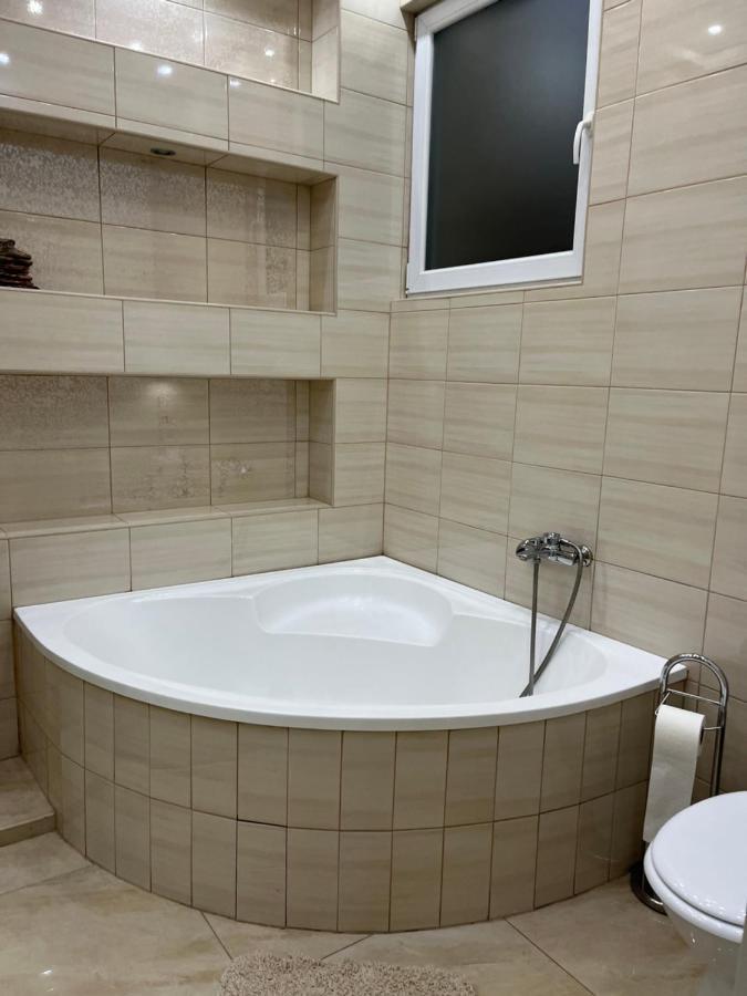 Széchenyi Apartman  Miskolc Exterior foto